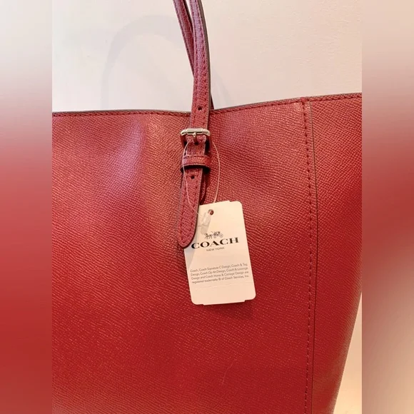 🌹🌹COACH NWT TURNLOCK TOTE SHOULDER RED CROSS GRAIN LEATHER ADJ STRAP 17x11x5 - Picture 5 of 5